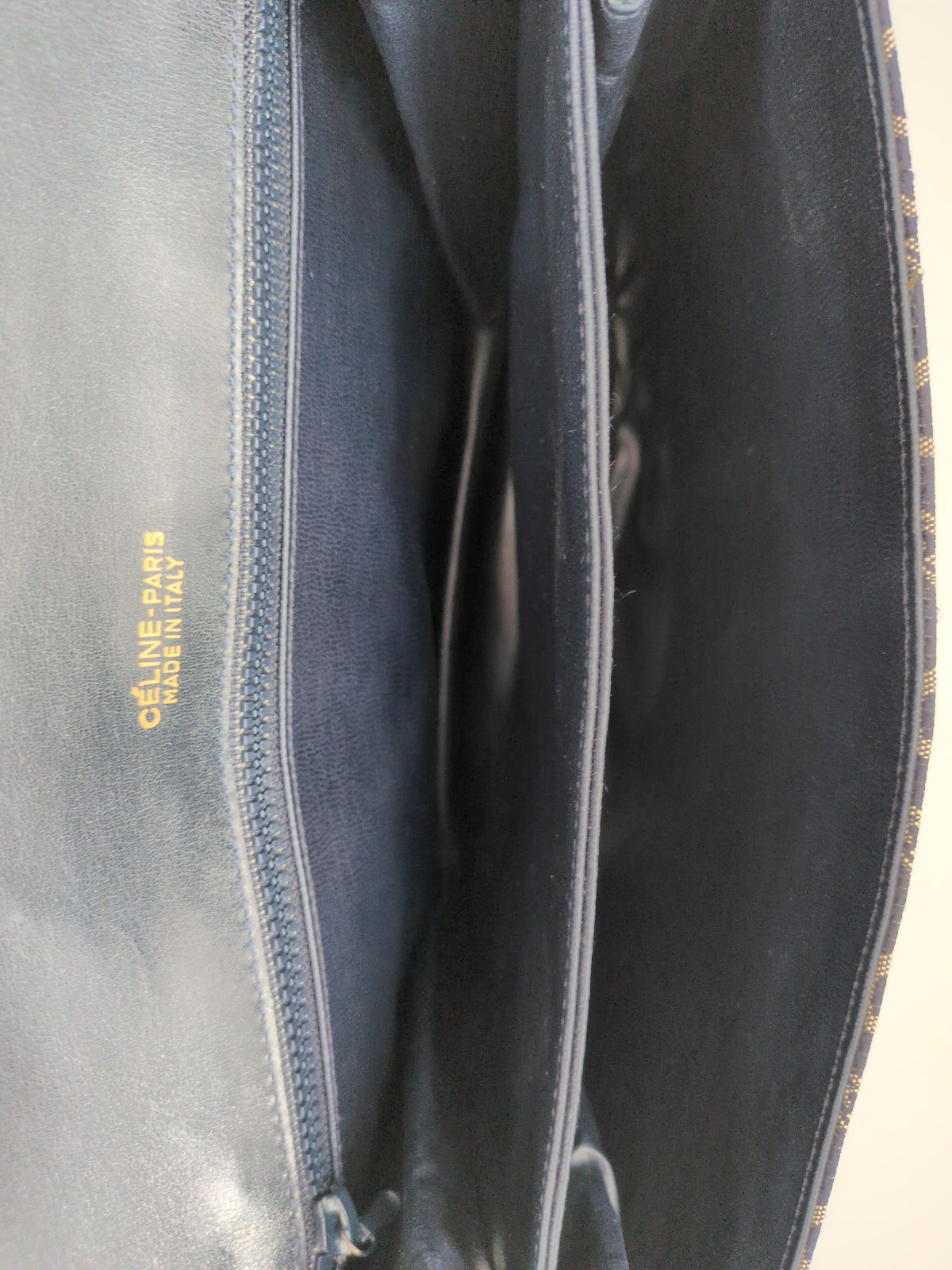 Celine Vintage Leather Crossbody Bag – Black