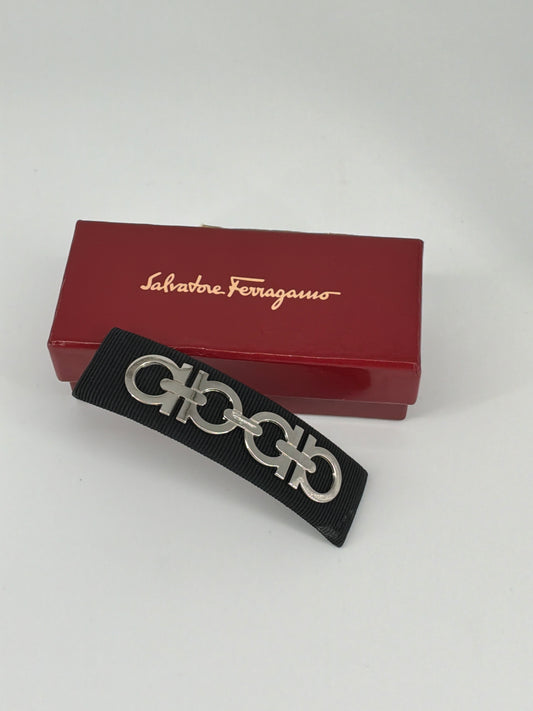 Salvatore Ferragamo Vara Bow Grosgrain Hair Barrette – Black & Gold